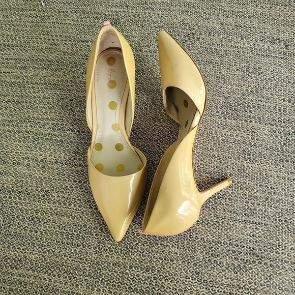 Boden Two Part Court Patent Leather Nude Pumps - Picture 2 of 12